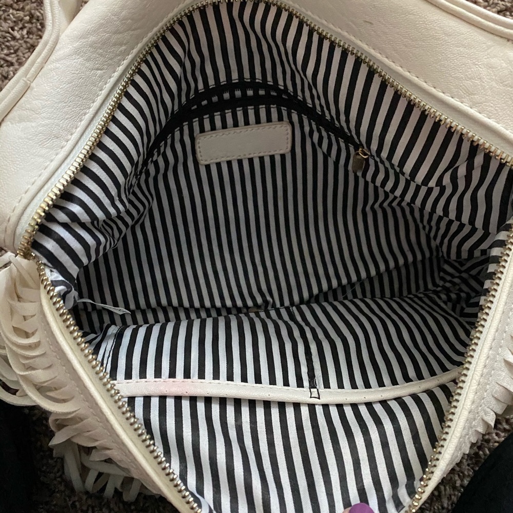 Purse - Picture 5 of 5